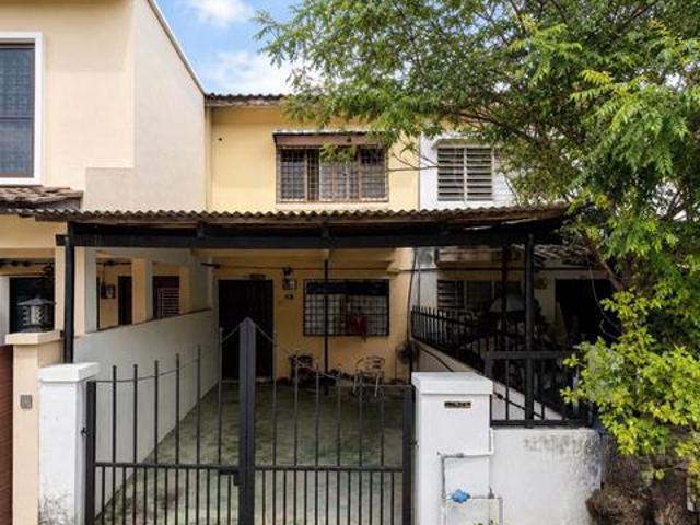 CHEAPEST UNIT 2 Storey Terrace Jalan J Taman Melawati FREEHOLD