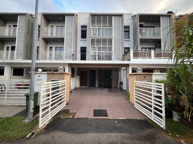 CHEAPEST UNITAbadi Heights 10 Puchong 25Storey Terrace House