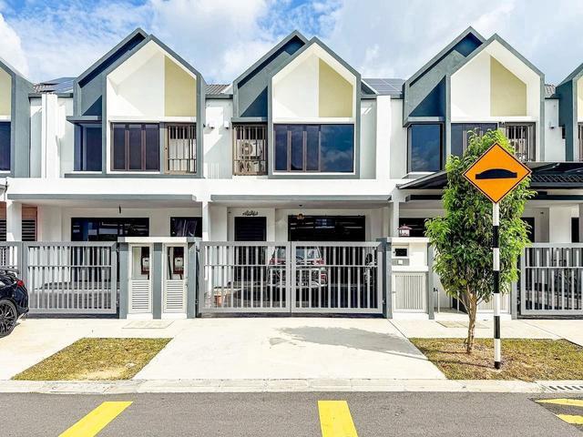 CHEAPEST ANIRA Double Storey Terrace Serenia City Sepang
