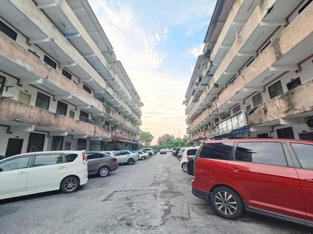 CHEAPEST BELOW MARKET VALUE Flat Nilai Perdana for Sale