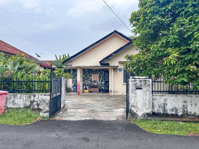Cheapest End Lot Single Storey Bungalow House Section 3 Petaling Jaya