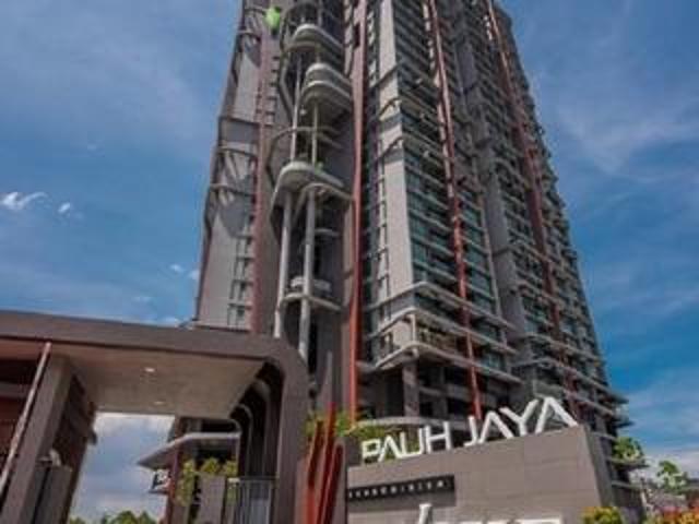 CHEAPEST Evoke Condo High Floor 2 Carparks Near BM City Mall