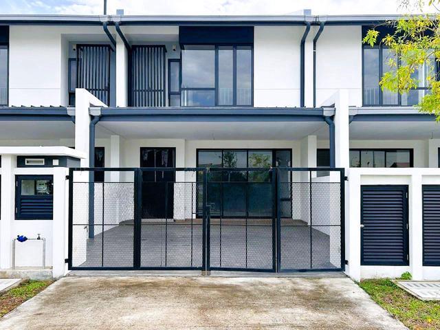 CHEAPEST FACING OPEN 2 Storey Nadira 3 Bandar Bukit Raja