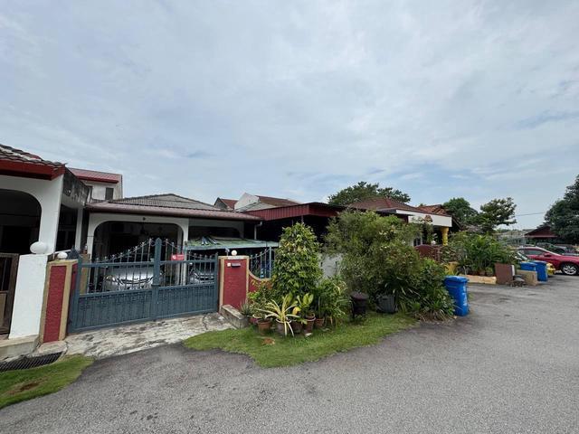 CHEAPEST FACING OPEN Single Storey Seksyen 17 Shah Alam