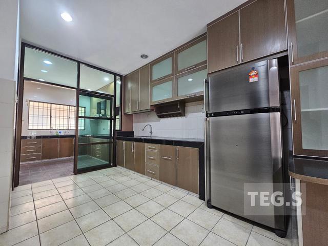 Cheapest fully renovated kitchen extended 2 storey house near school