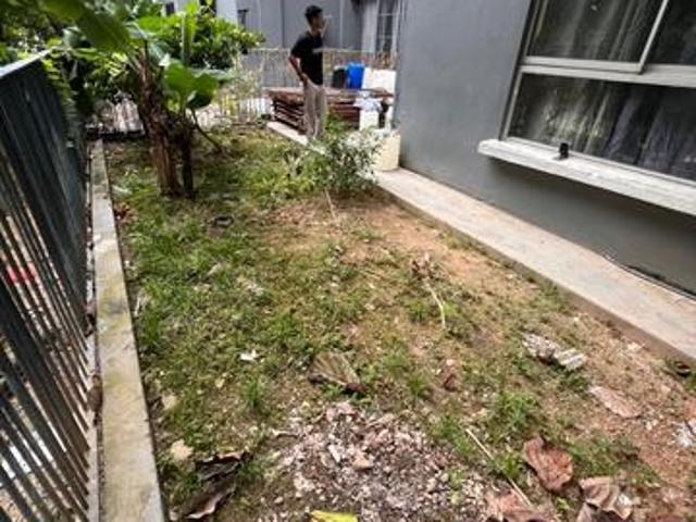 CHEAPEST GROUND FLOOR Cyberjaya Freehold Good For Investment