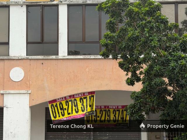Cheapest Ground floor at Taman Damai Utama, Puchong
