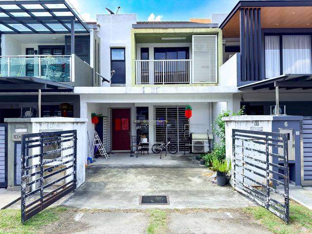 CHEAPEST GUARDED 2storey Terrace Abadi Heights Puchong