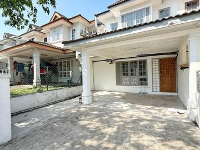 CHEAPEST HOT LOCATION Double Storey Taman Wawasan 2 Puchong