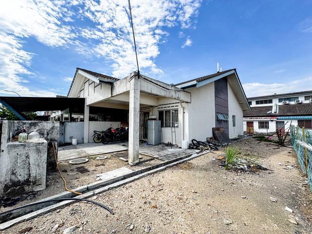 CHEAPEST HUGE Corner Lot Single Storey Tmn Sungai Pinang Pulau Indah