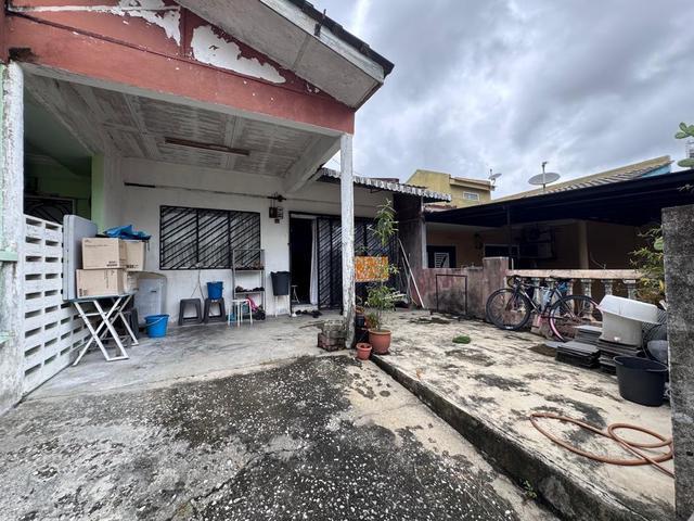 CHEAPEST Jalan Berlian Batu 3 Shah Alam Single Storey