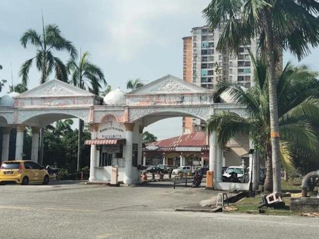 CHEAPEST Kondominium Mutiara Blok A 700sf Low Floor Bandar Perda