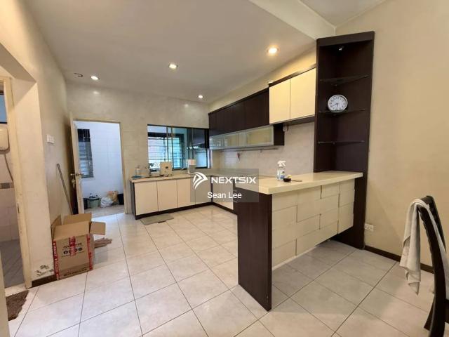 Cheapest lower floor flat for sale taman suria pendamar port klang