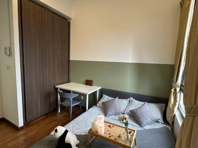 Cheapest! Middle room at OKR!