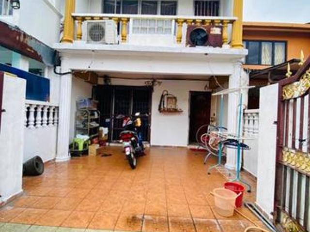 Cheapest Near MRT Renovated Double Storey Tmn Serdang Raya Seri Kemban