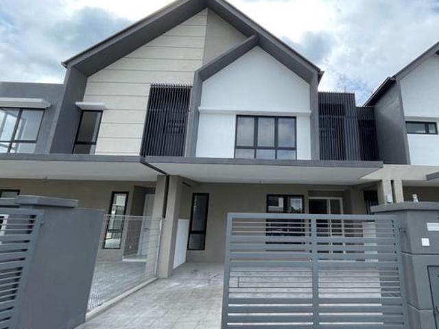 CHEAPEST NEW UNIT Double Storey Intermediat Lily Seksyen U12 Shah Alam