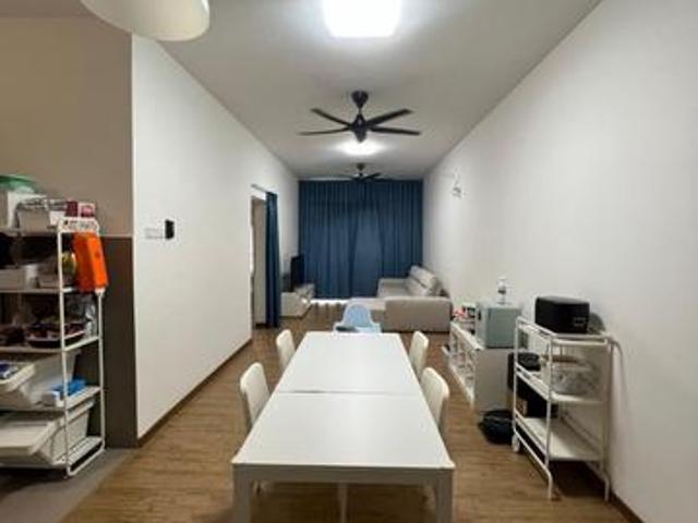 CHEAPEST POOL VIEW Lakefront Homes Cyberjaya