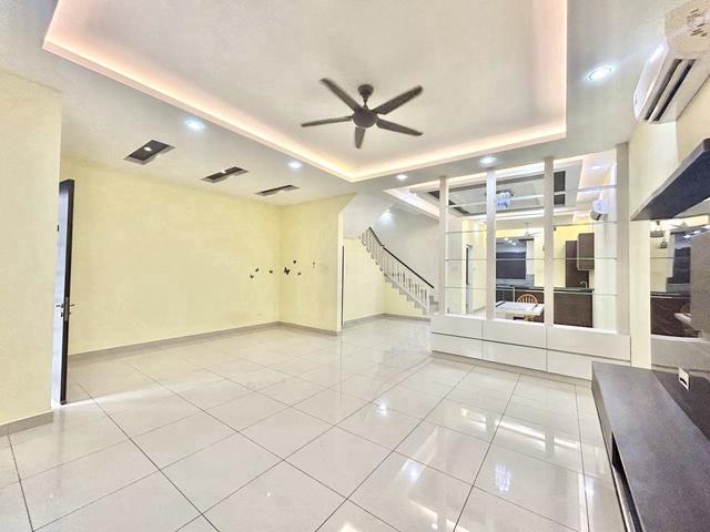 Cheapest Renovated Spacious 22x80 Double Storey The Terresse Bangi