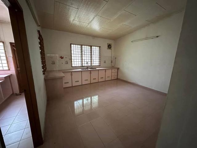 Cheapest Renovated Taman Selasih Single storey for sale
