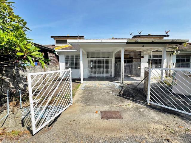 CHEAPEST REPAINTED Single Storey Desaria Nilai 3