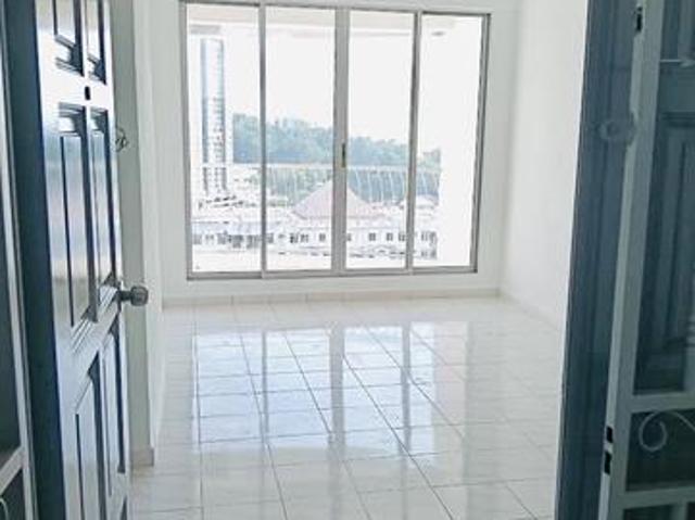 CHEAPEST Saujana Heights 700sf WELL MAINTAINED Corner Teluk Kumbar