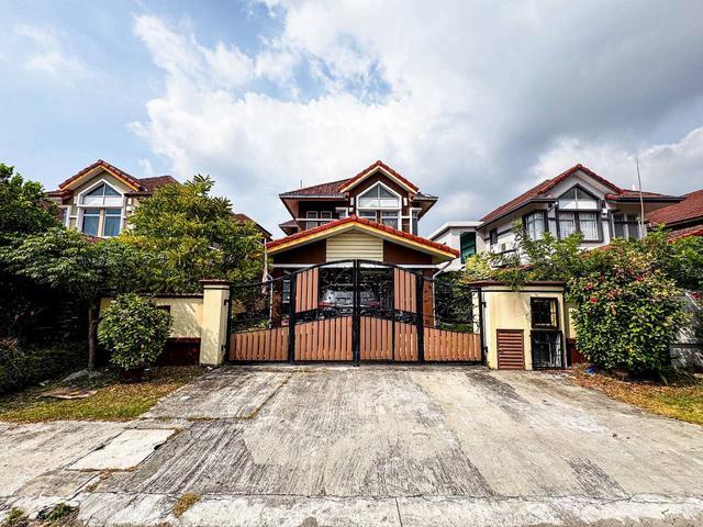 CHEAPEST Link Bungalow Double Storey Aman Perdana Klang