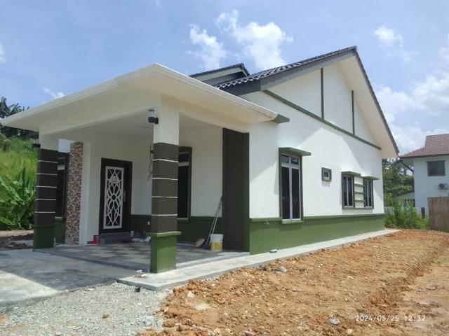 CHEAPEST SPACIOUS CONNER LOT BUNGALOW Desa Putra Sg Merab