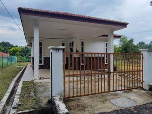 CHEAPESTFULLY TILESBungalow Mahkota Hills Bandar Tasik Senangin