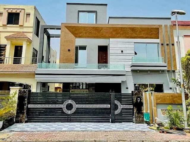 Check Complete Picture 10 Marla Architect House For Sale Near By Masj Lahore Bahria Town ID 83131