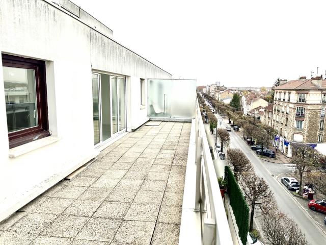 CHELLES F 2 de 49m² + terrasse de 23 m²