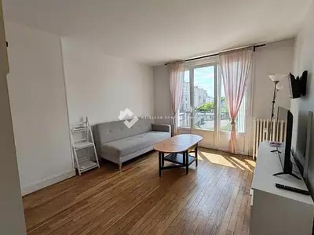 Chelles 77500 Achat / Vente appartement 2 pièces t2 au dernier étage