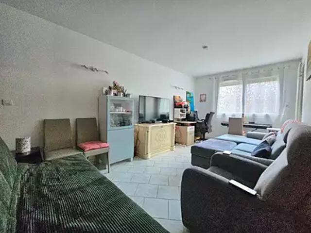 Chelles 77500 Achat / Vente appartement 2 pièces t2 cave