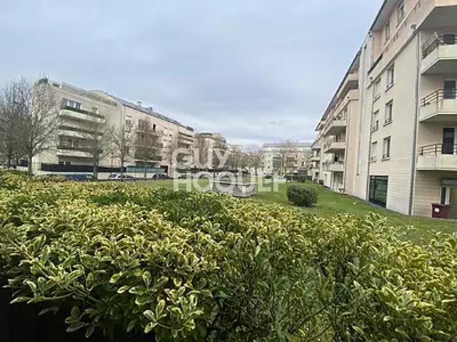 Chelles 77500 Achat / Vente appartement 2 pièces t2 terrasse parking