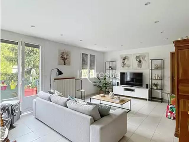 Chelles 77500 Achat / Vente appartement 4 pièces t4 au dernier étage