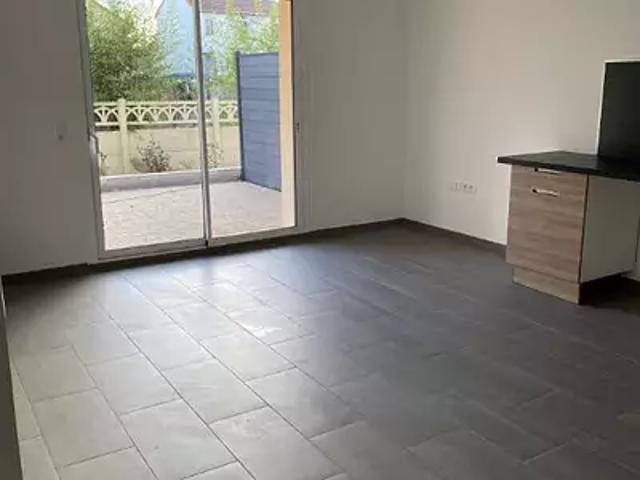 Chelles 77500 Location appartement 3 pièces t3 parking