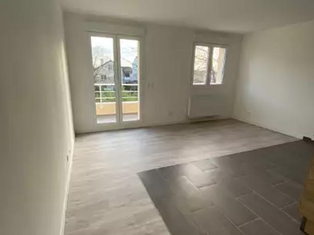 Chelles 77500 Location appartement 3 pièces t3 parking