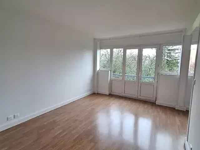 Chelles 77500 Location appartement 4 pièces t4 cave parking