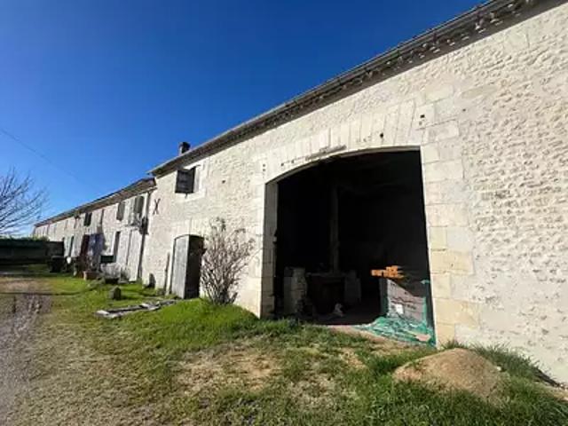 Chenac Saint Seurin d'Uzet 17120 Achat / Vente maison 4 pièces t4