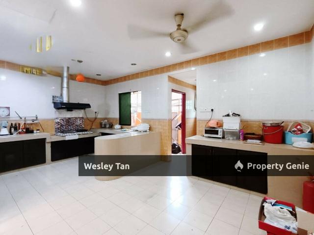 Cheng 2 Storey Terrace Fully Furnished 3 Rooms Near CIMB Cheng Lotus For Rent