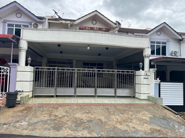 Cheng Baru Freehold Landed Terrance House for Sell