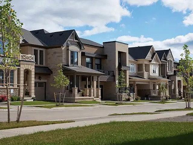 成功楼花转让团队|solid Buyer Looking For Oakville Townhouse