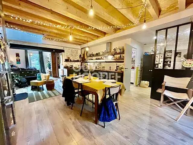 Chenôve 21300 Achat / Vente appartement 4 pièces t4 au dernier étage cave