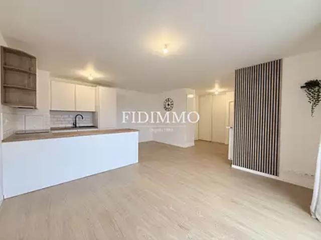 Chennevières sur Marne 94430 Achat / Vente appartement 4 pièces t4 au dernier étage terrasse