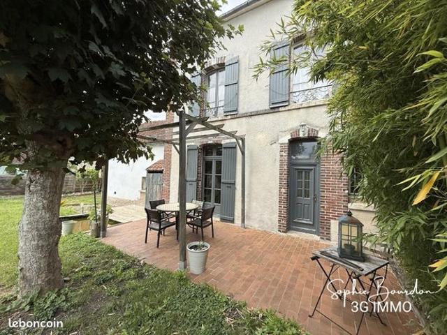 Cheny Maison de ville avec dépendances, 5 pièces, 3 chambres, jardin, garage, atelier, bureau