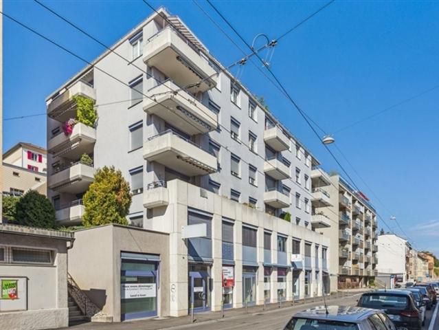 Cherchez vous un spacieux local à deux pas du centre ville
