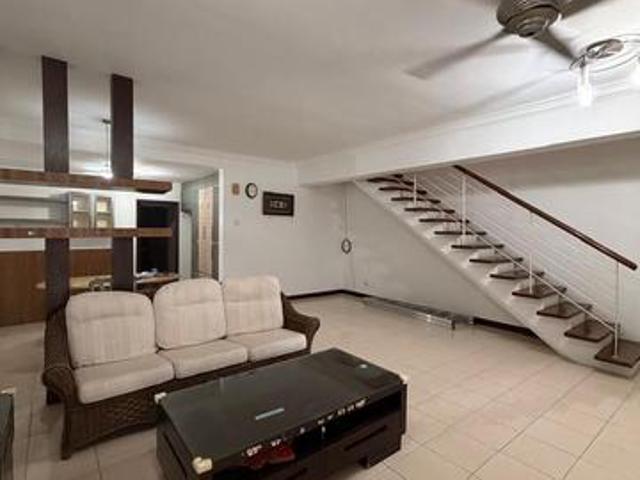 Cheras Bukit Segar Jaya 1 3STY link house Partly Furnished 5R4B