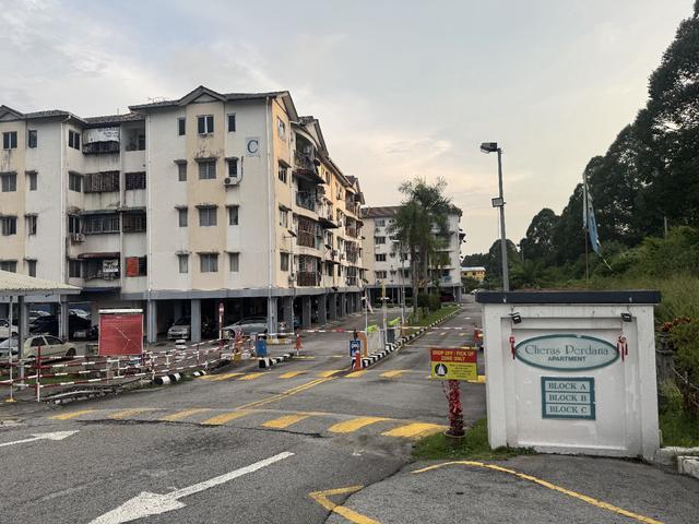 Cheras Perdana WalkUp Apartment Near amenities and MRT station