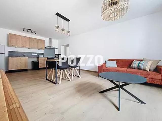 Cherbourg Octeville 50100 Location appartement 2 pièces t2 au dernier étage cave