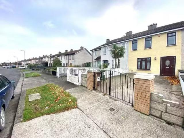 Cherry Orchard Crescent, Cherry Orchard, Dublin 10 is for rent
