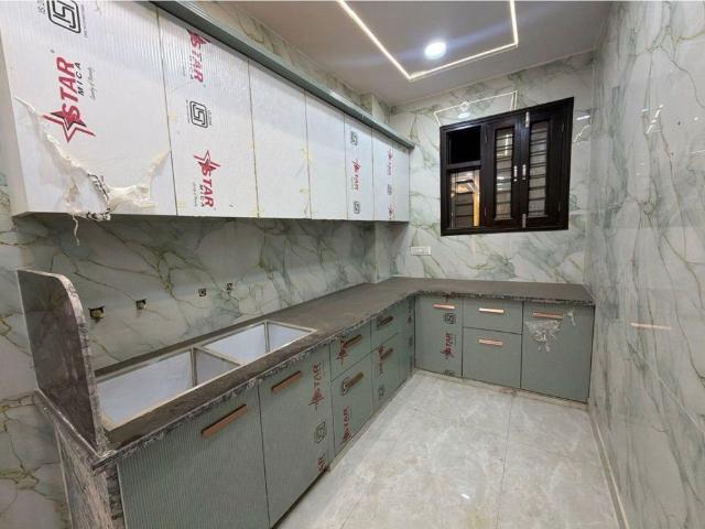 Chitrapur CHS 2 Bedroom 950 Sq. Ft. Apartment in Bandra West Mumbai Listing ID: #10075